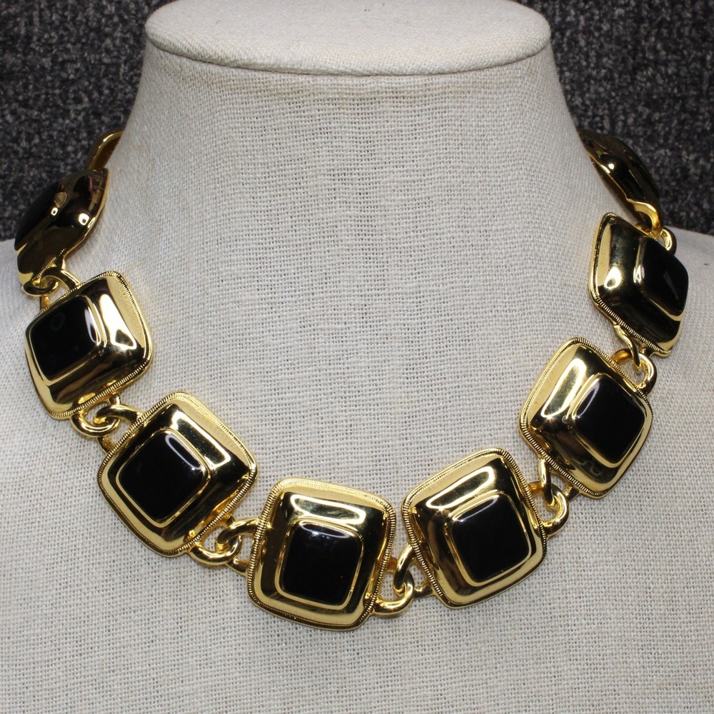 Necklace Square Gold Tone Black Enamel Toggle Choker 17in Retro 80s Quiet Luxury